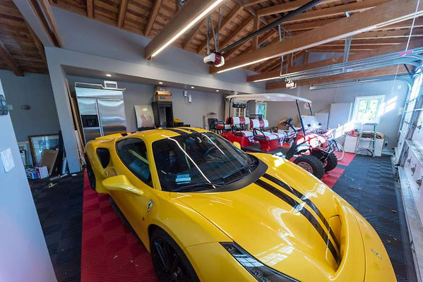 12595 garage 4