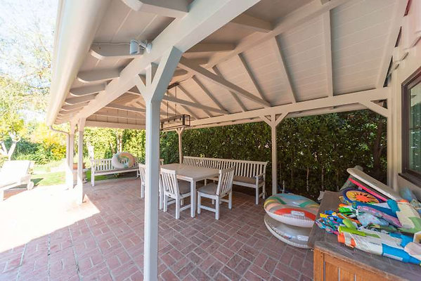 12595 patio 6
