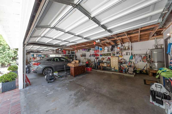 11215 garage 3