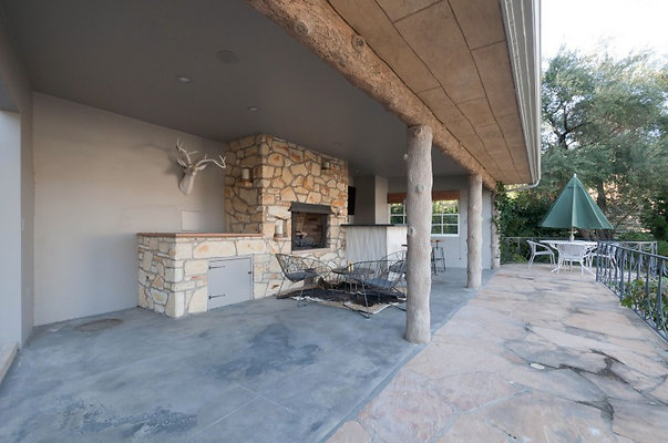10278 patio 1
