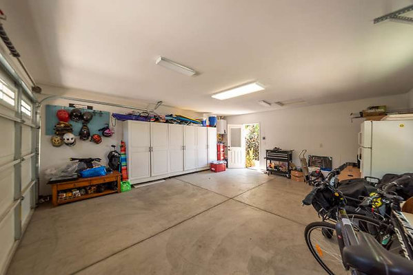 9330 garage 2