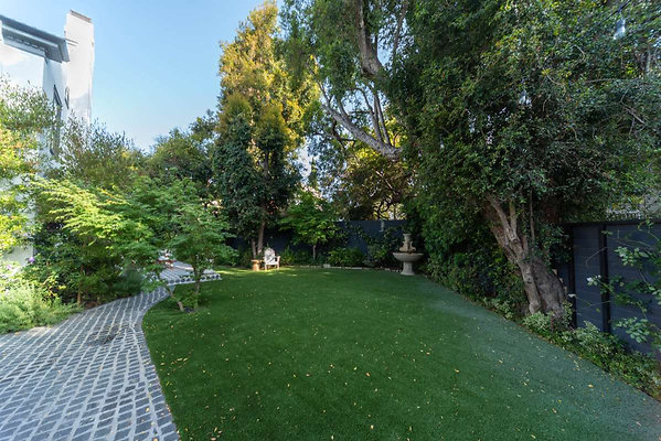 12773 garden 2