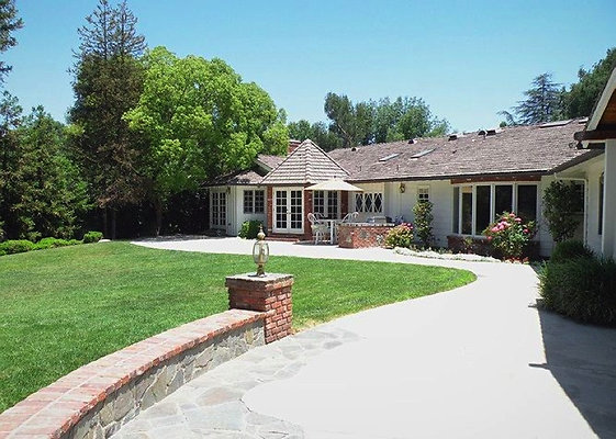 4324 patio 1