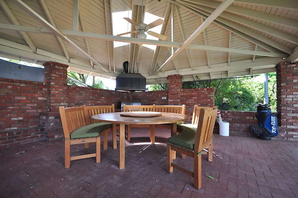 9360 patio 4