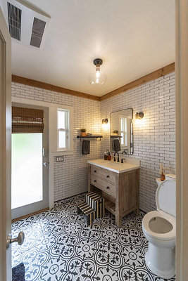 13693 bath 4