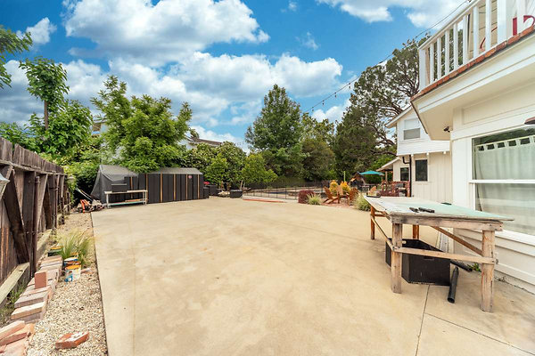 13693 patio 2