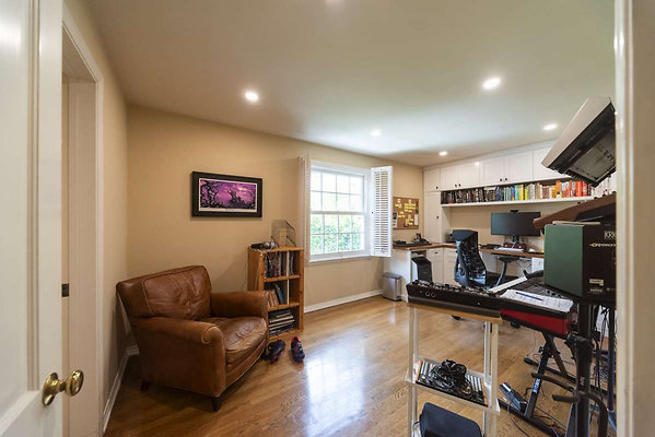 13707 studio 7