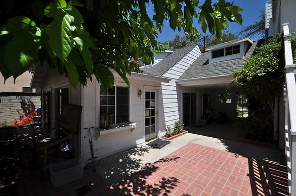 2618 patio 7