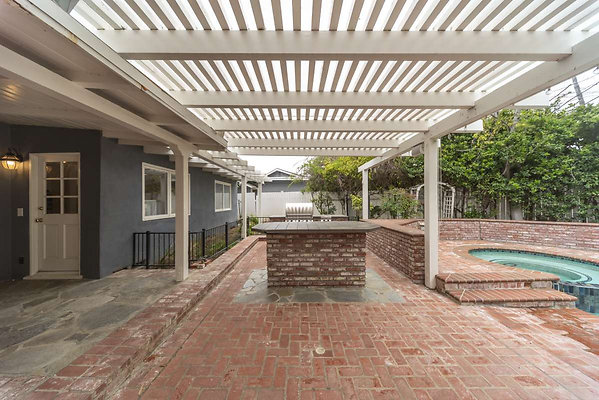 13620 patio 7