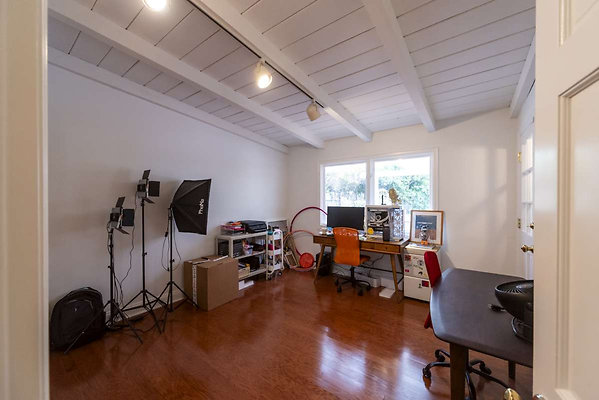 13620 studio 1