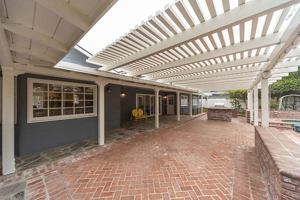 13620 patio 5