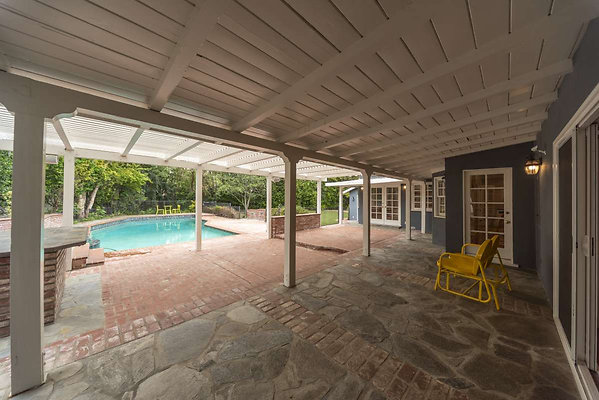13620 patio 4