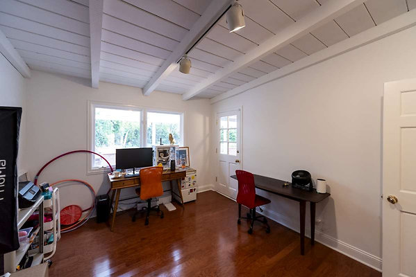 13620 studio 3
