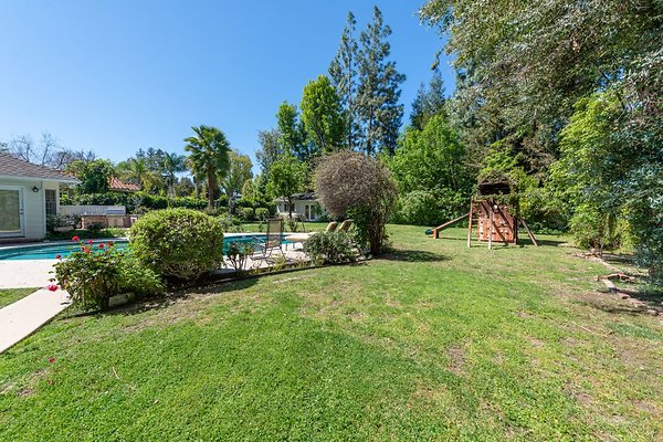 property 10120 0051