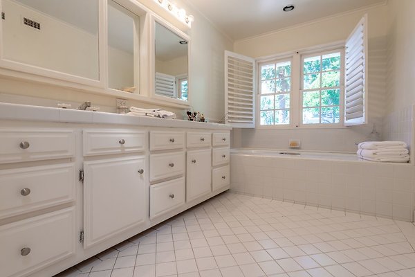 property 10120 0031