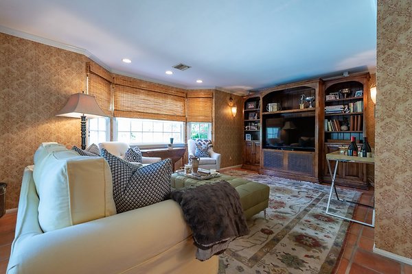 property 10120 0016