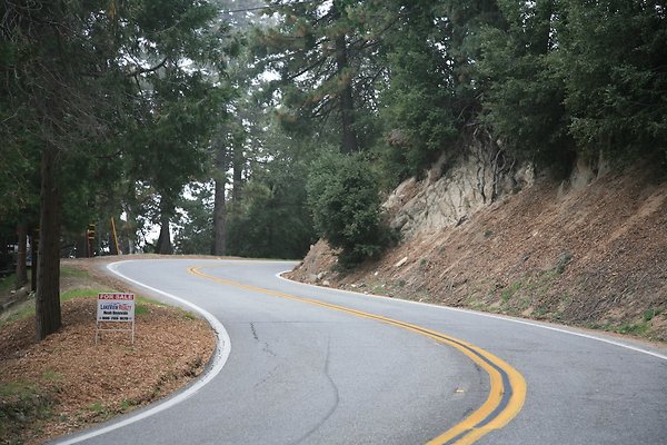 North Rd from Grandview to Lake Gregory Dr.  - 31 of 92