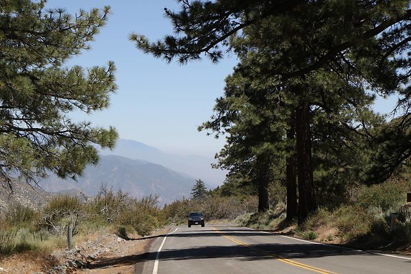 lone-pine cyn-rd 017