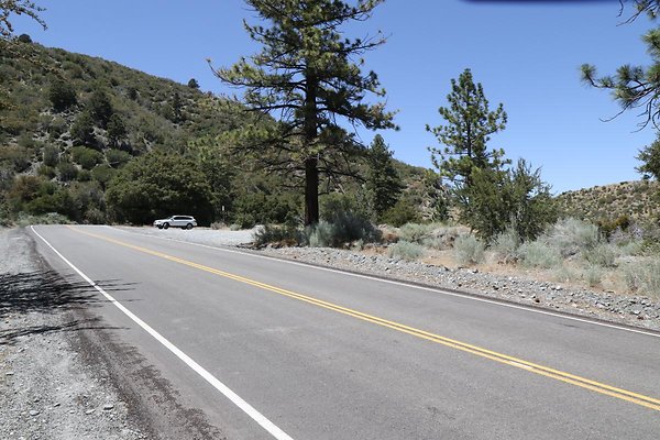 lone-pine cyn-rd 010