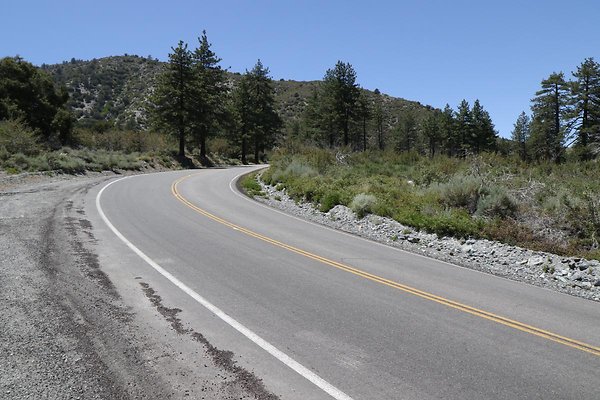 lone-pine cyn-rd 030