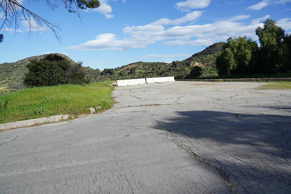 mt-hollywood-dr-2024-195