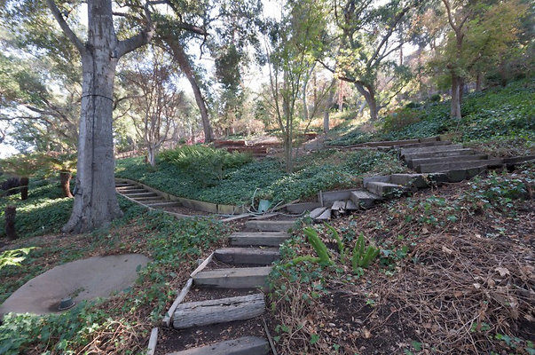 10278 grounds 3