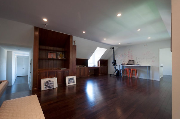 10278 studio 2