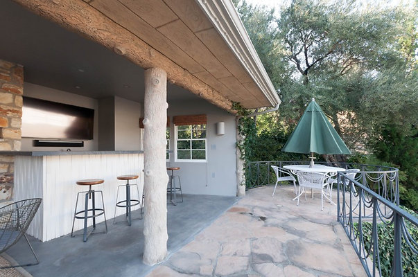 10278 patio 2