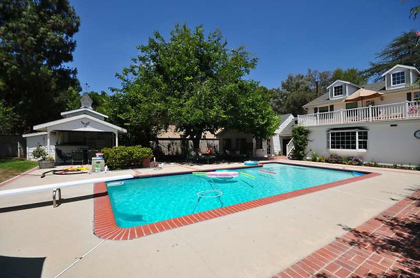 2618 pool 4