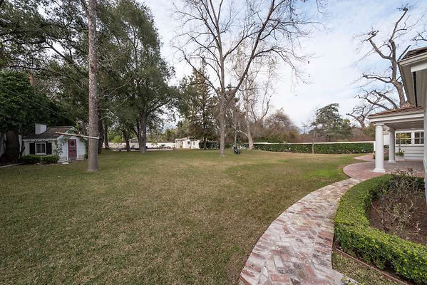 11429 garden 4