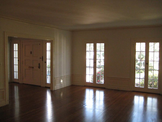 8169 living 2