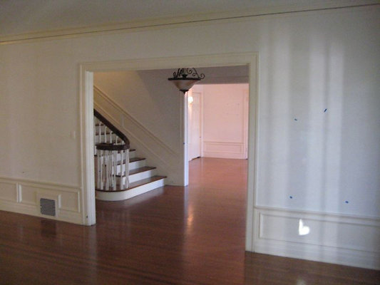 8169 living 4