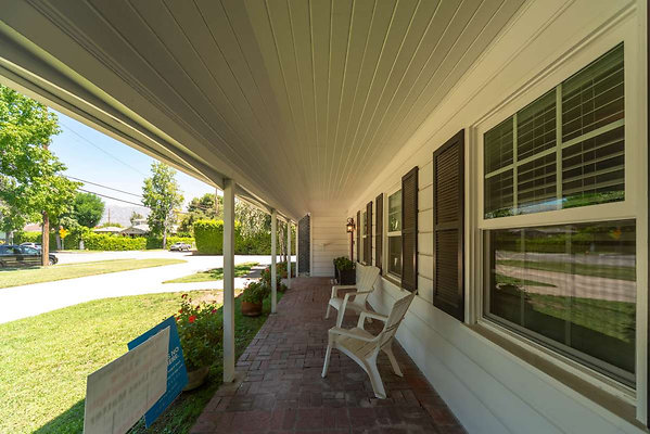 11113 porch 2