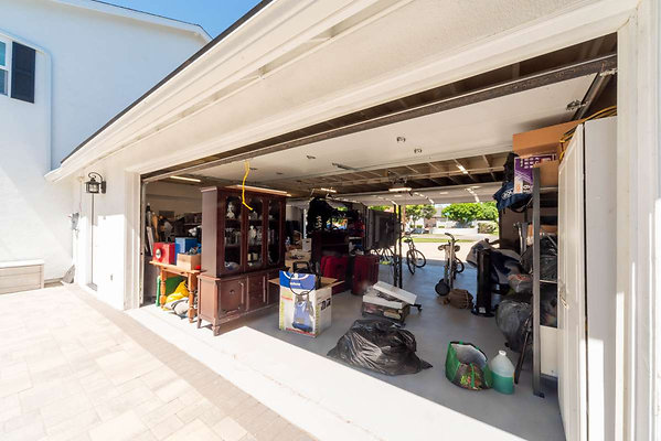 11113 garage 7