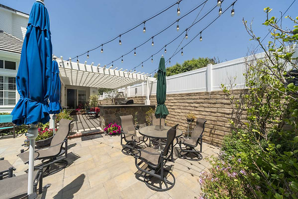 3942 patio 7