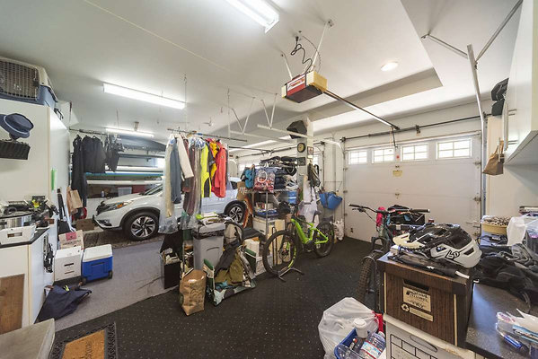 3942 garage 3