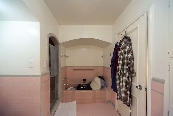 8160 bath 5