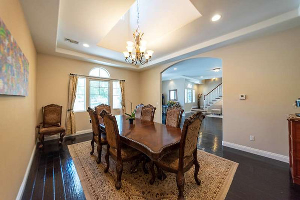 9330 dining 1