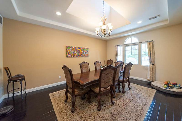 9330 dining 2