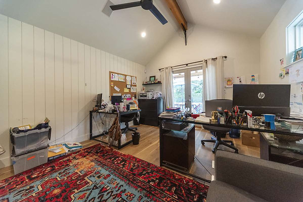13693 office 4