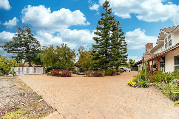 13693 drive 2