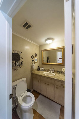 13707 bath 2