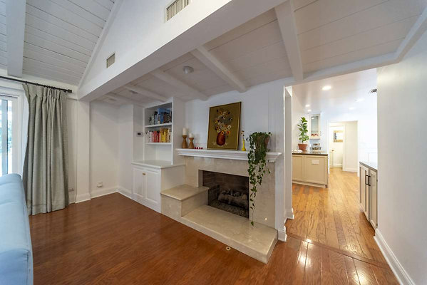 13620 living 5
