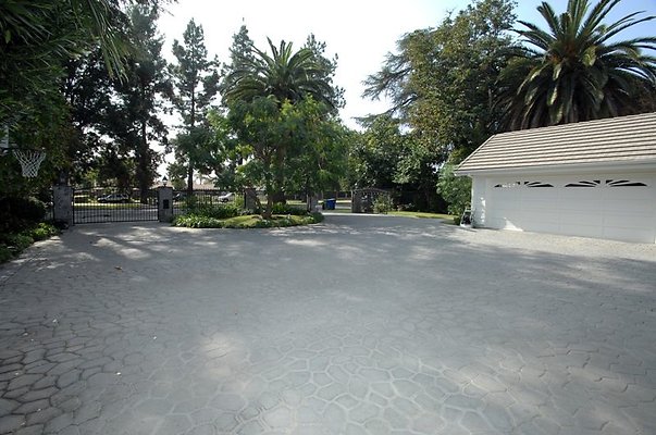property 10214 0012