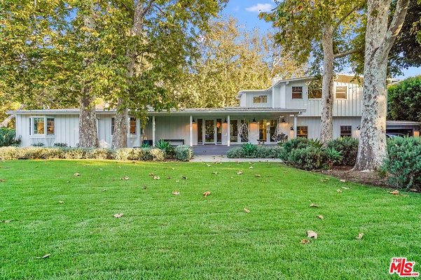 property 10976