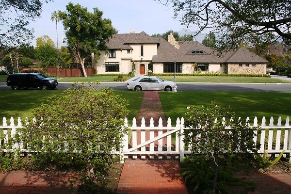 property 9166 0012