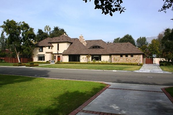 property 9166 0006