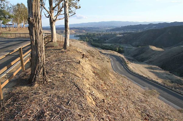 castaic west ramp rd 040 - AppleMark