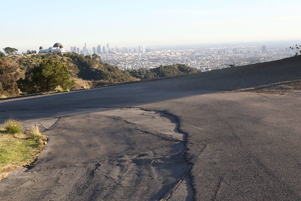 mt-hollywood-dr 090