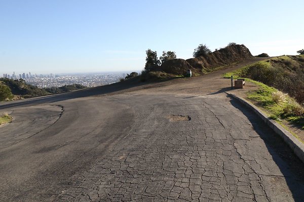 mt-hollywood-dr 047